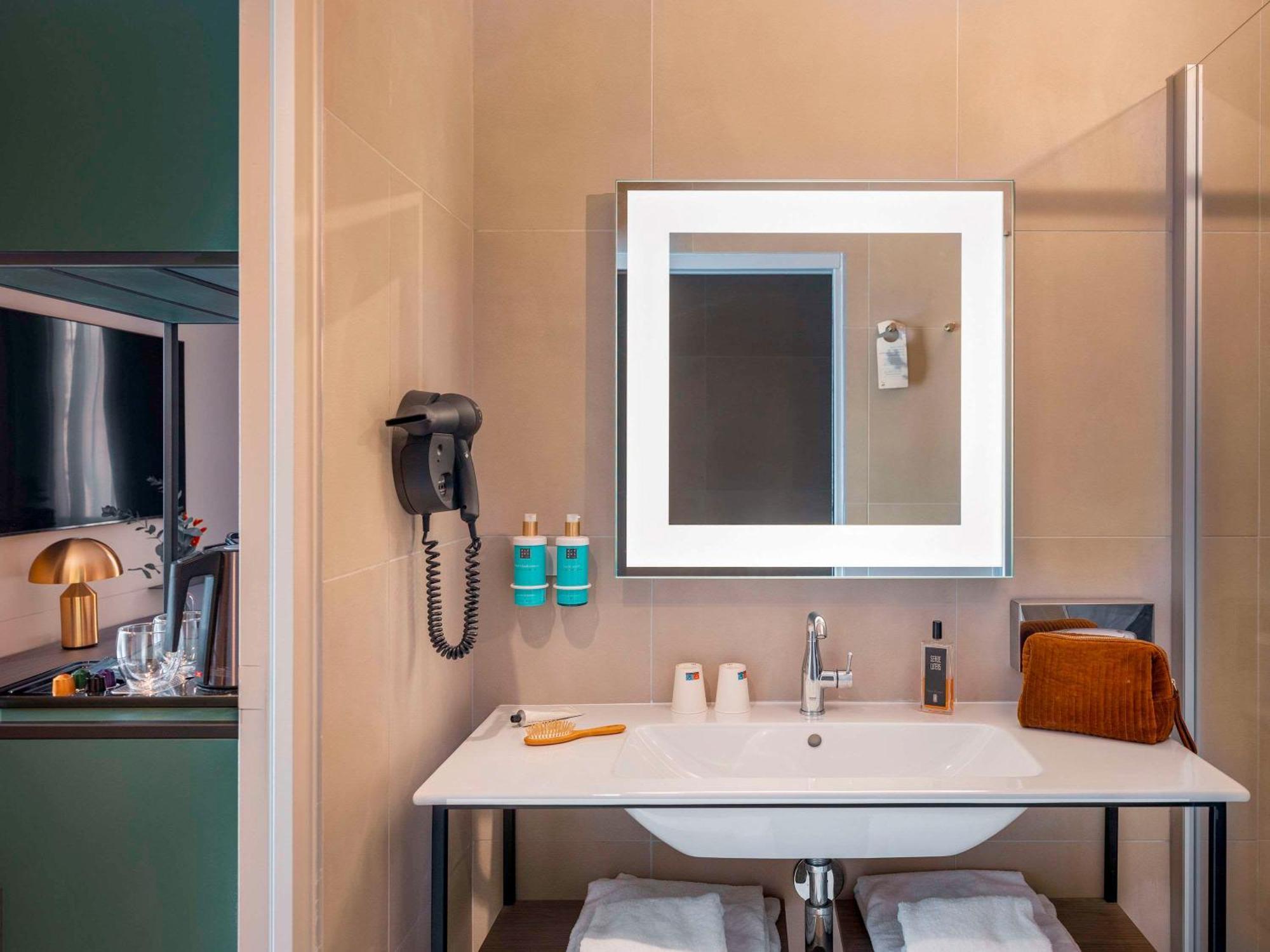 Novotel Orleans Centre Gare Dış mekan fotoğraf